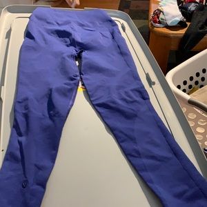 Blue lululemon leggings